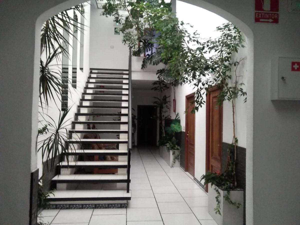 Apartamentos Blanco Y Negro A Guarda Extérieur photo